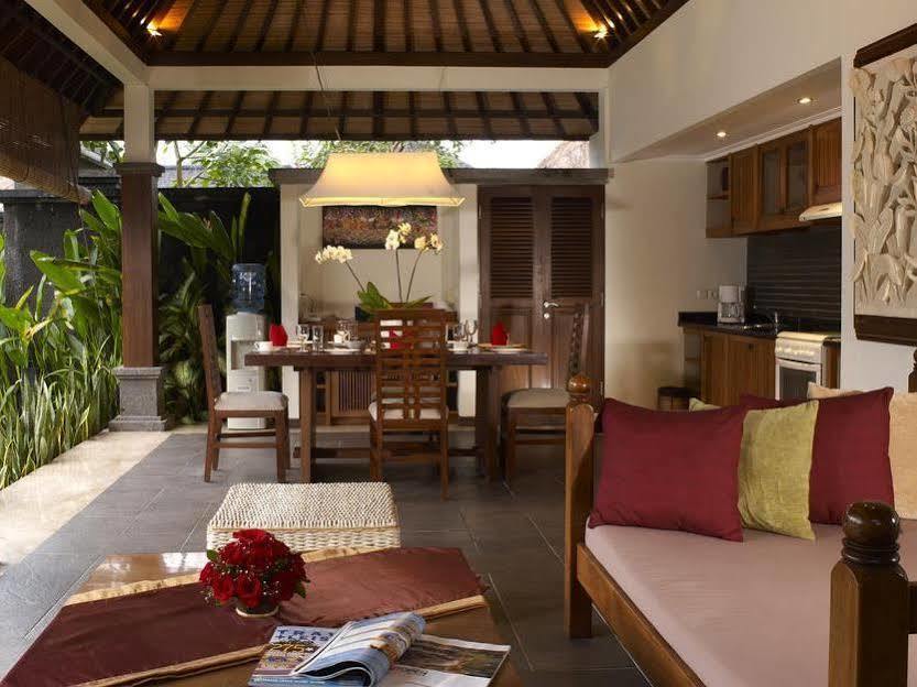 Villa Alex Seminyak  Luaran gambar